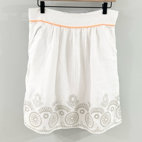 🍑🍑 T Tahari Gorgeous white linen full skirt with‎ embroidery detail - Picture 1 of 13
